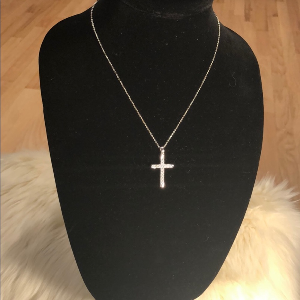 Cross chain - Picture 2 of 5